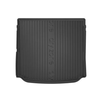 DryZone trunk mat fitted to Opel Astra H 2004-2014